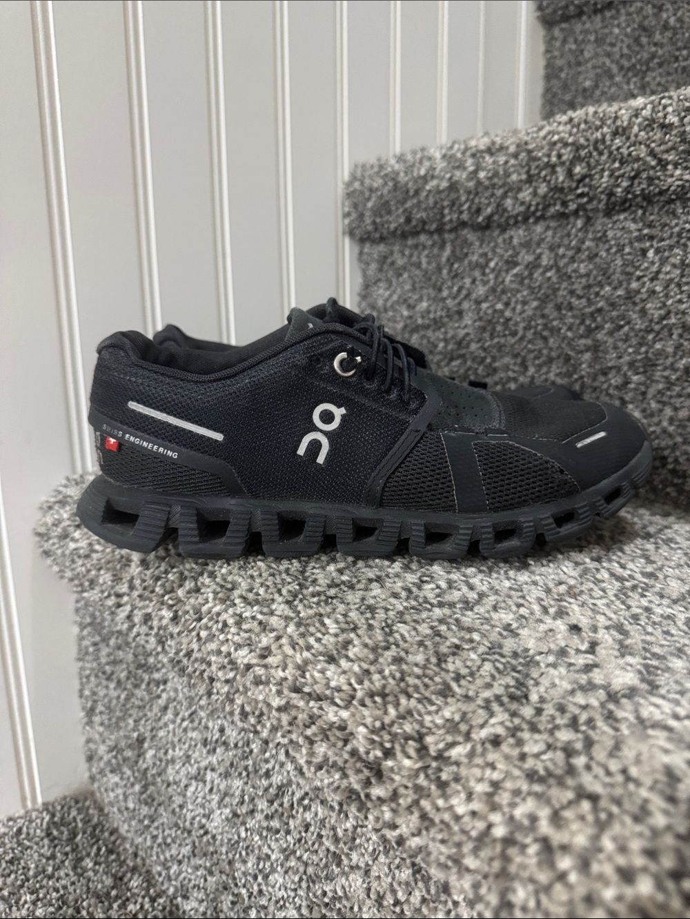 On Running Womens cloud sneakers